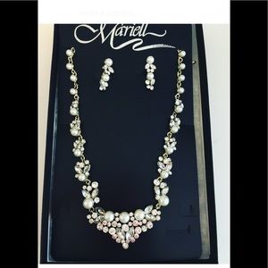 NWT Mariell Bridal Gold Crystal & Pearl Necklace!